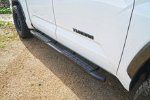 2022-2026 Toyota Tundra CrewMax 4" Black Steps 40-33130 - 40-33130