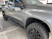 4" Black Steps: 07-18 Chevy Silverado / GMC Sierra LD/HD Crew Cab