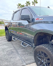 STX700 Drop Steps: Silverado/Sierra Crew Cab - 700-02280