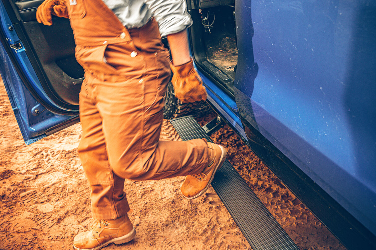 AMP Research POWERSTEP PLUG & PLAY - 76365-01A - image 4