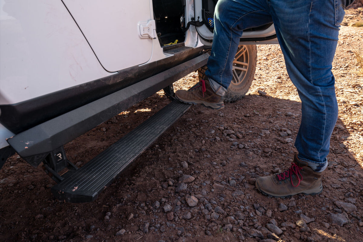 AMP Research POWERSTEP XL - 77135-01A - image 6