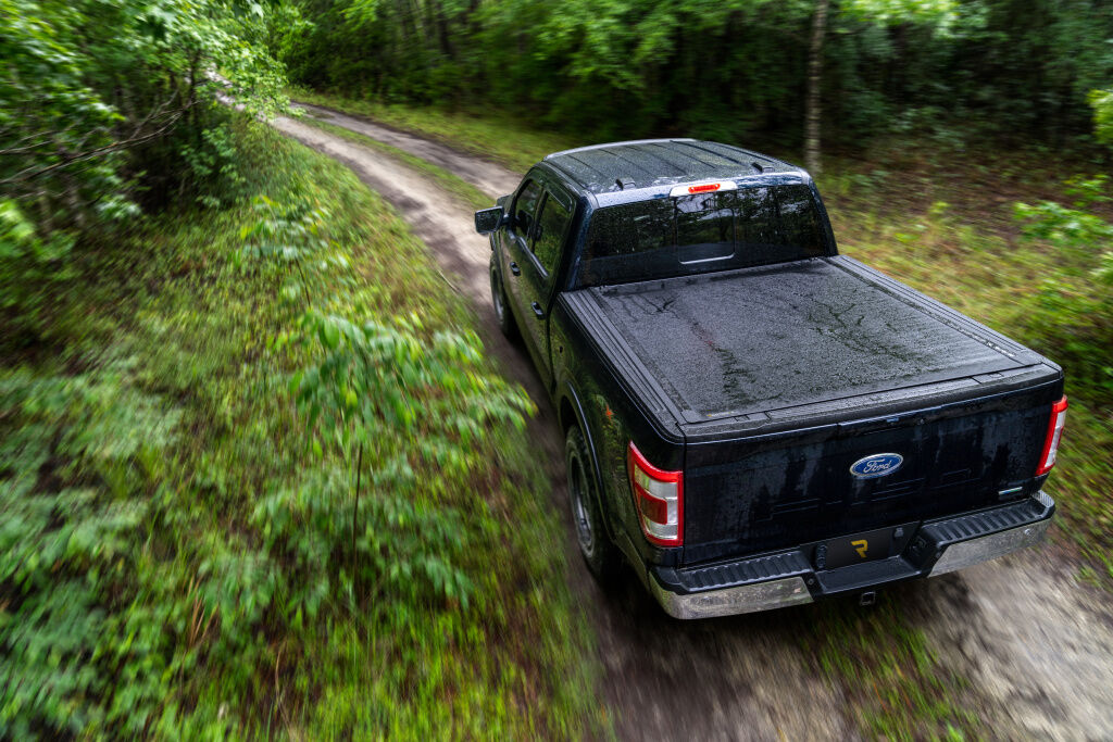 2021-2025 Ford F-150 5' 7" Bed Hard Roll Up Cover: BAK Revolver X4s - image 18