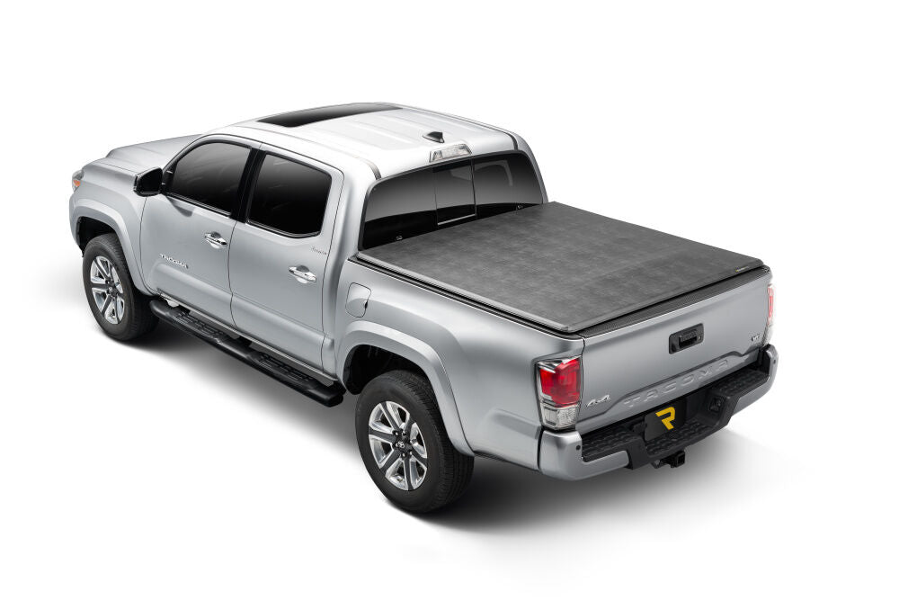 22-C TUNDRA 5FT 6IN WITH RAIL SYSTEM TRIFECTA 2.0 TONNEAU COVER 92472 - 92472