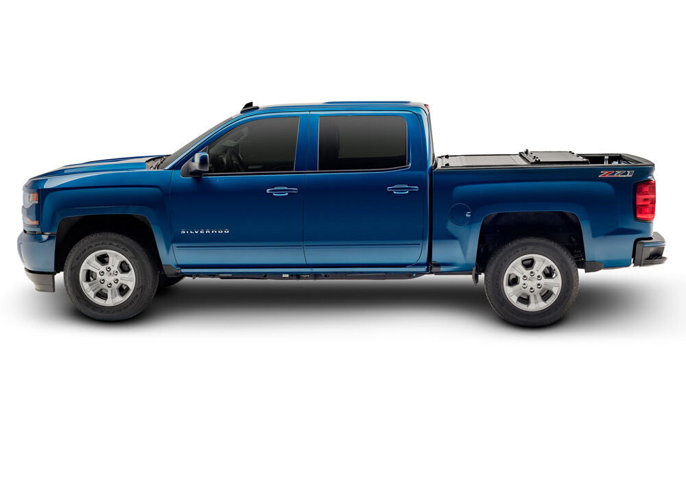 UnderCover hard folding tonneau cover for Silverado / Sierra 6.7 Bed FFS Hard Folding Cover FS14019 - FS14019 - image 5